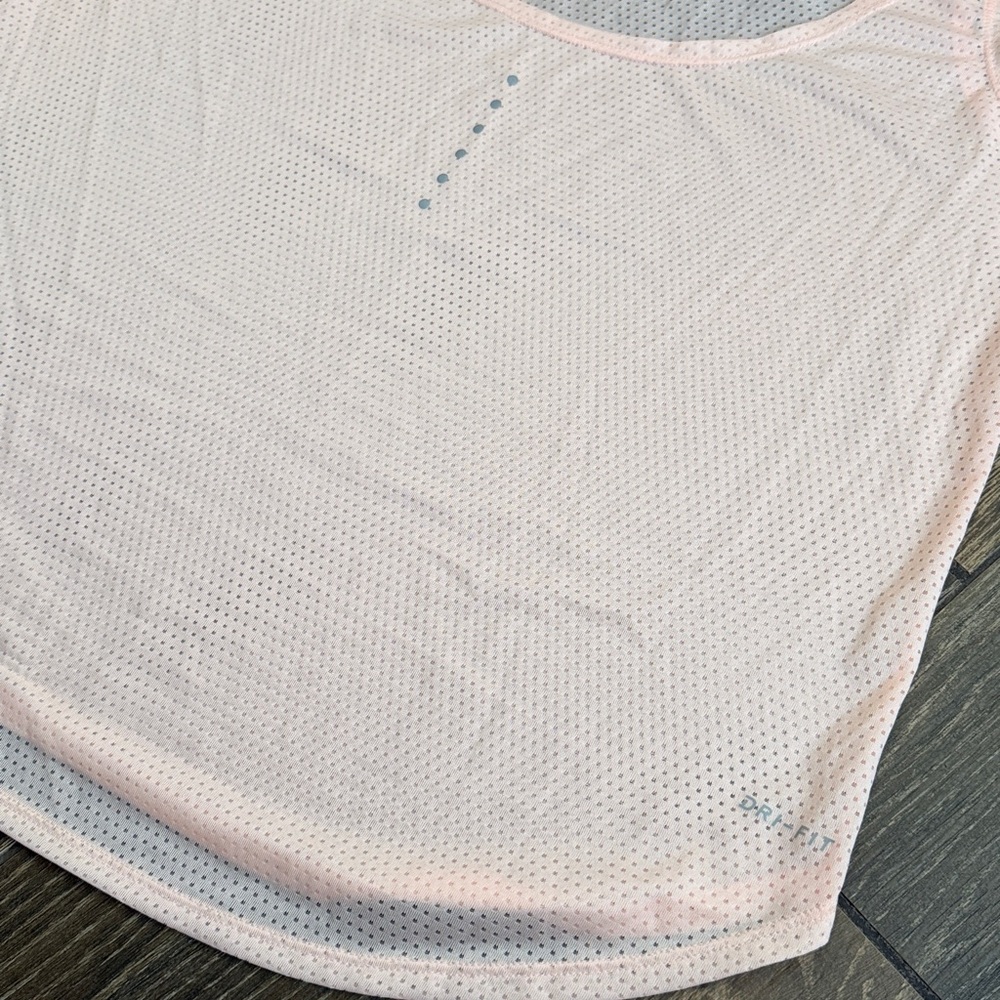 Nike Women’s Pink Breathe Mesh Running Tank/Nike Victory Shape High Support Bra - Picture 8 of 15